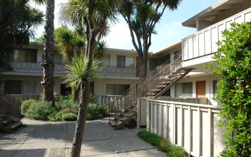 Winchester Palms Apartments 3070 Van Sansul Avenue San Jose, CA 95128