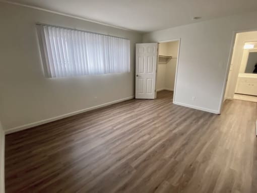 Bermuda apts the bedroom with a walkin closet