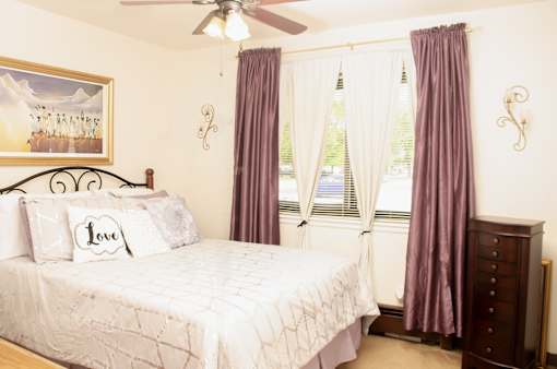 Ginger Ridge Apartments Bedroom
