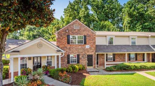 Exterior View at Arbors at Smyrna, Smyrna, 30080