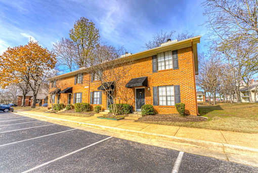 Exterior view at Cordova Creek Apartments, Cordova