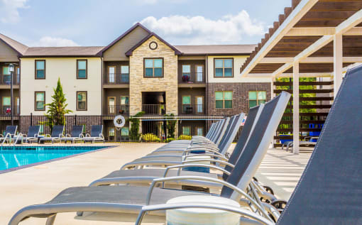 the swimming pool at the resort at governors crossing