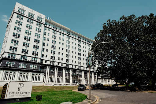 Building Exterior at Parkview Apartments, Memphis, TN, 38104