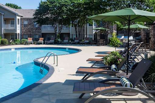 Trialside at Greenline sundeck with chaise lounges