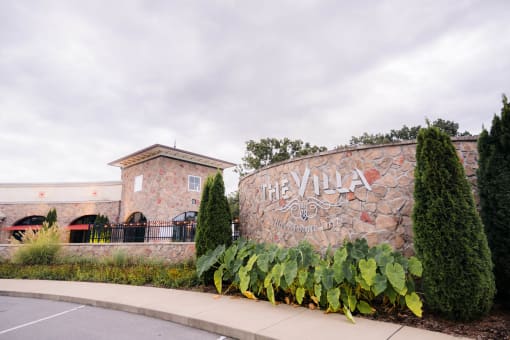 the building in which the villa is located at The Villa at River Pointe, Maumelle, AR 72213
