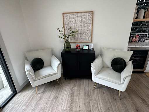 Office Sitting Area at The Garden District Apartments, Germantown Tennessee  