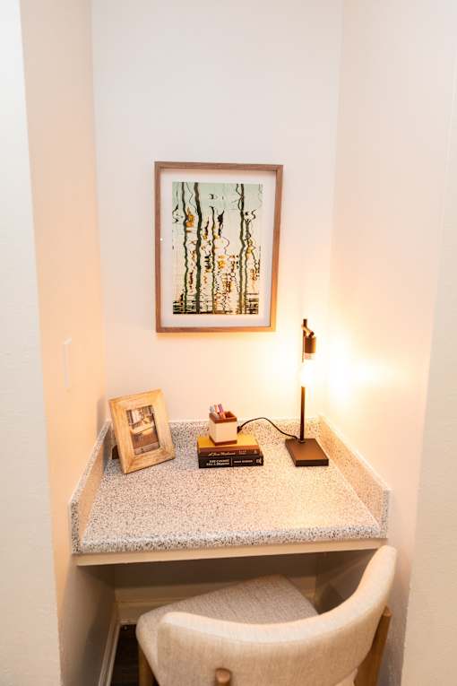 Small desk at Lakeside Villas Apartments, Hampton, Georgia