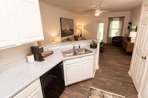 Modern Kitchen at Lakeside Villas Apartments, Hampton, GA, 30228