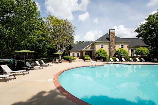 Blue cool swimming pool at Lakeside Villas Apartments, Hampton, Georgia