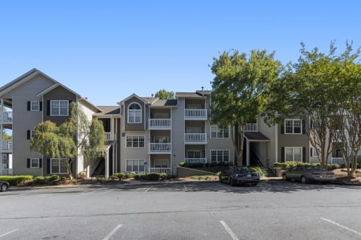 Building Exterior street side at Park Summit Apartments in Decatur, GA 30033