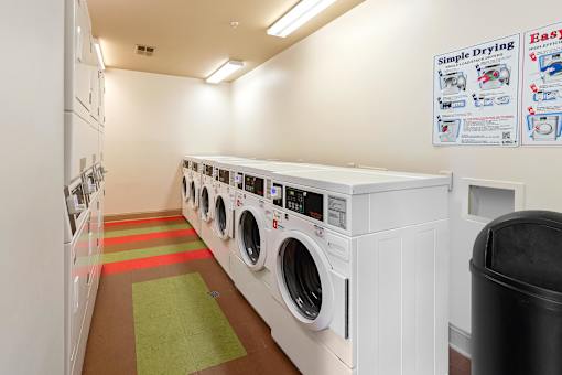 Community Laundry Center at Sugarloaf Crossing Apartments, Lawrenceville, GA, 30046