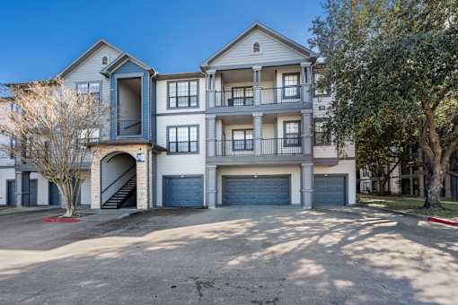 Building Exterior Garages at The Ambrose, Houston