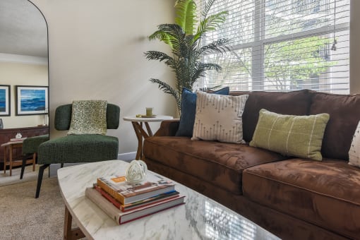 Natural lighting at Kenyon Square Apartments, Westerville, OH, 43082
