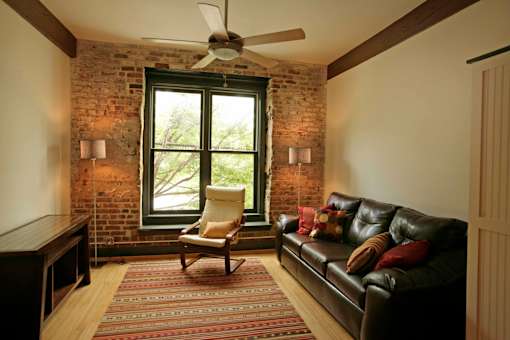 Cobblestone Commons Living Room