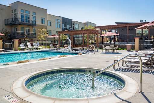 Hot Tub at 8000 Uptown Apartments, Colorado 80021