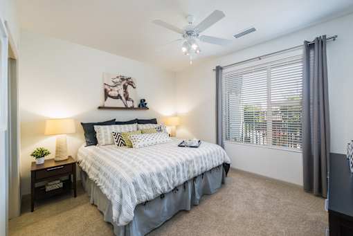 Bedroom with cozy bed at Arterra Place Apartments, Colorado 80017