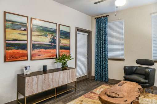 Living Room at Centre Pointe Apartments in Melbourne, FL