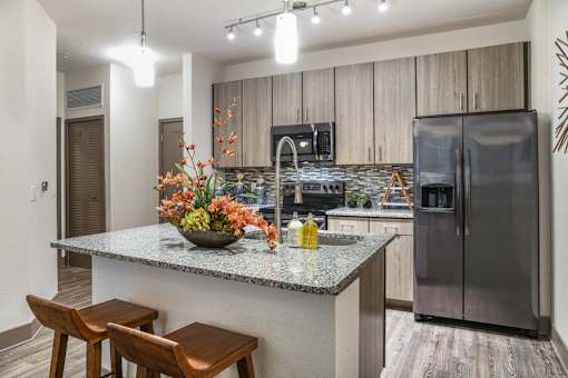Island Kitchen at Centre Pointe Apartments, Melbourne