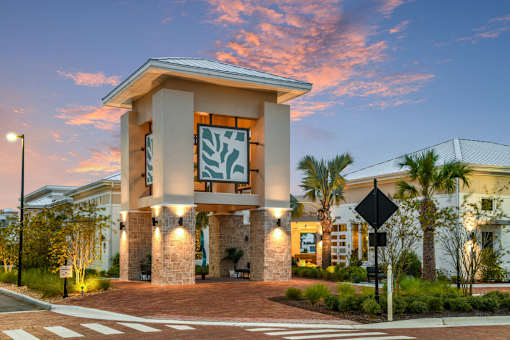 Exterior at Centre Pointe Apartments, Melbourne, Florida