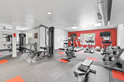 the gym  at Silver Reef Apartments in Lakewood, CO