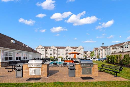 Grill at The Landing Apartment , Hazlet, NJ