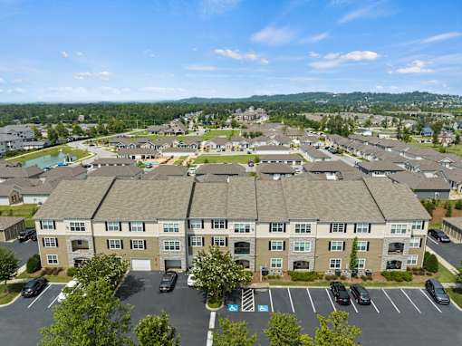 the estates at wellington green apartments photo #1