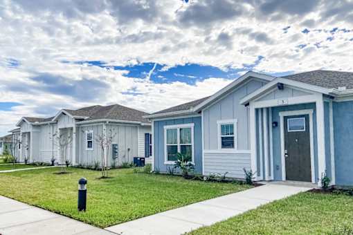 Private Entry at Artesia at Lakewood Ranch Apartments, Bradenton, 34211
