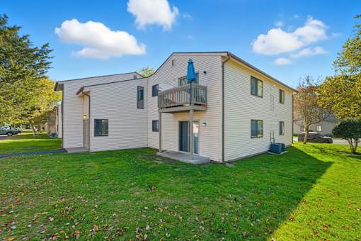 Green Landscape at Hidden Brook Apartment Homes, New Bedford, MA