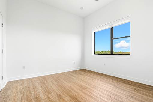 Room with window at The Aeronaut, Massachusetts