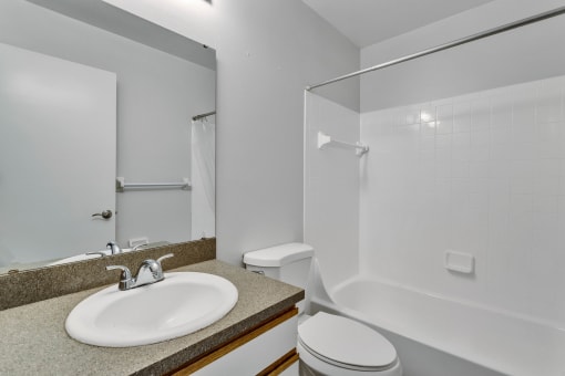 Bathroom at Windover Oaks Apartments, Florida