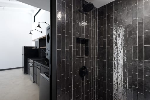 ArtLofts Laguna Beach Work/Live Studio Shower