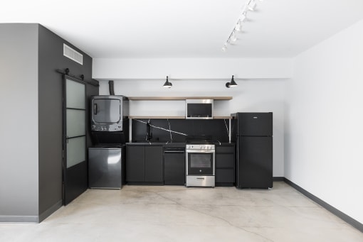 ArtLofts Laguna Beach Work/Live Studio Kitchen with Laundry