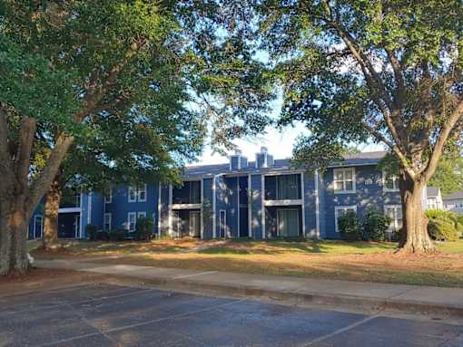 Exterior Landscape at Governors House, Alabama, 35805