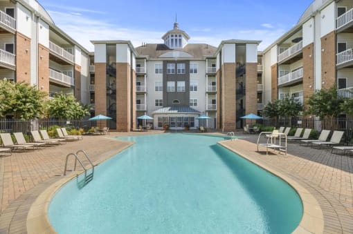 Haven Largo Pool
