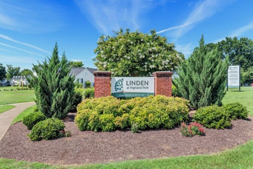 Linden at Highland Park signage