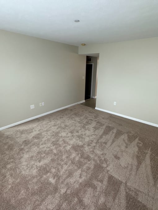 a bedroom with a carpeted floor, Tremont Pointe apartments