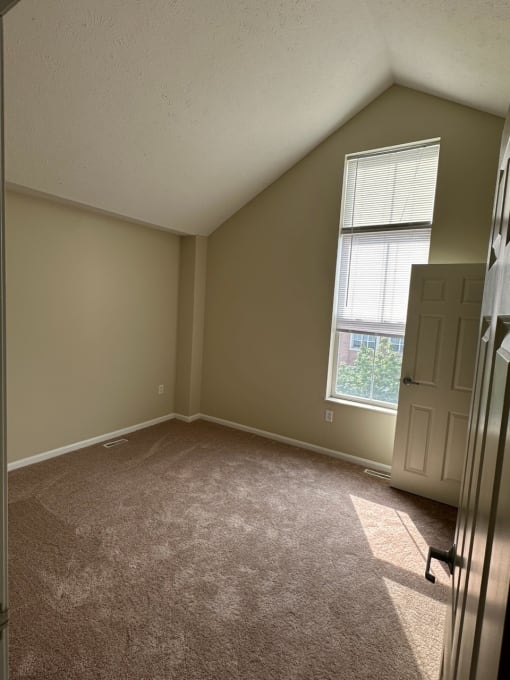 a bedroom at Tremont Pointe Apartments