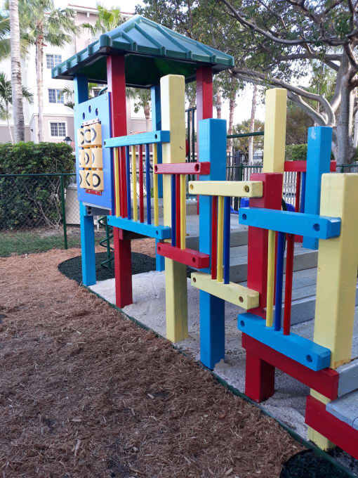 playground area_Lakeside Commons West Palm Beach, FL