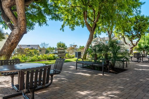 Outdoor courtyard area at Mission Plaza Apartments, Los Angeles, CA