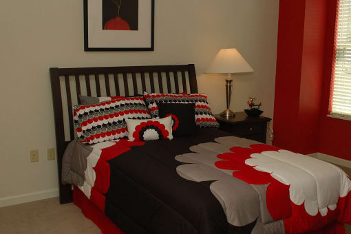 Furnished bedroom-Quimby Plaza Apartments Memphis, TN