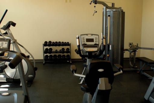 Exercise machines in fitness center-Quimby Plaza Apartments Memphis, TN