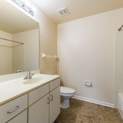 Apartment bathroom-Renaissance Place at Grand Apartments, St. Louis, MO