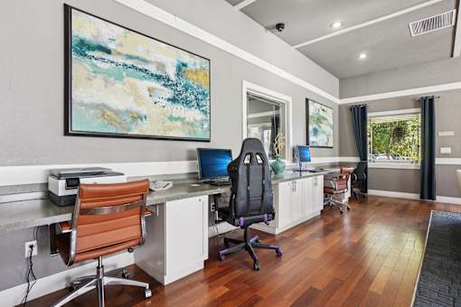 Business Center at Deer Crest Apartments, Broomfield, CO
