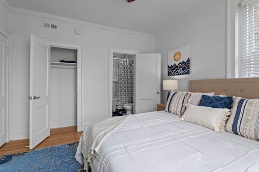 Large Bedroom at The Collection of Historic Richmond, Richmond, VA 23220