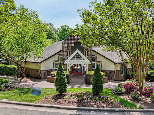 Courtyard View at University Ridge Apartments, Durham, 27707