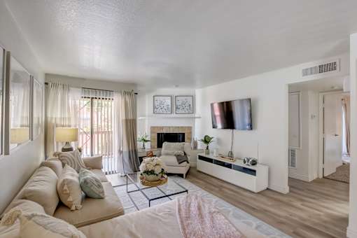 Expansive Living Areas at Glen at Mesa Apartments, Mesa, AZ 85201