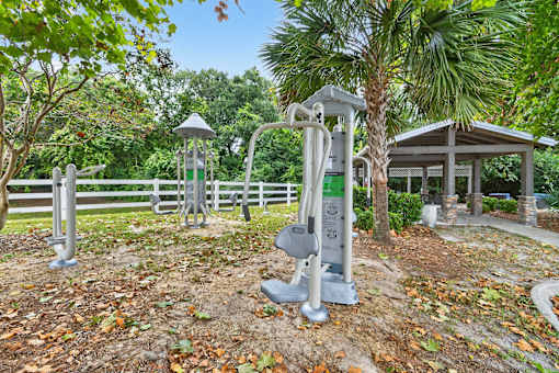 Outdoor Gym at Lofts of Wilmington, Wilmington, 28405