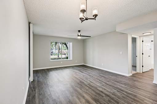 A room with a window and a door. at Lakeside Glen Apartments, Melbourne, 32904