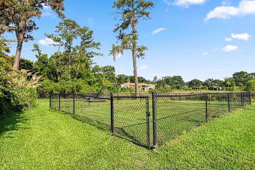 Dog Park at River Crossing Apartments, Thunderbolt, Georgia