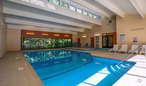 pool at Glen at Burnsville, Minnesota 